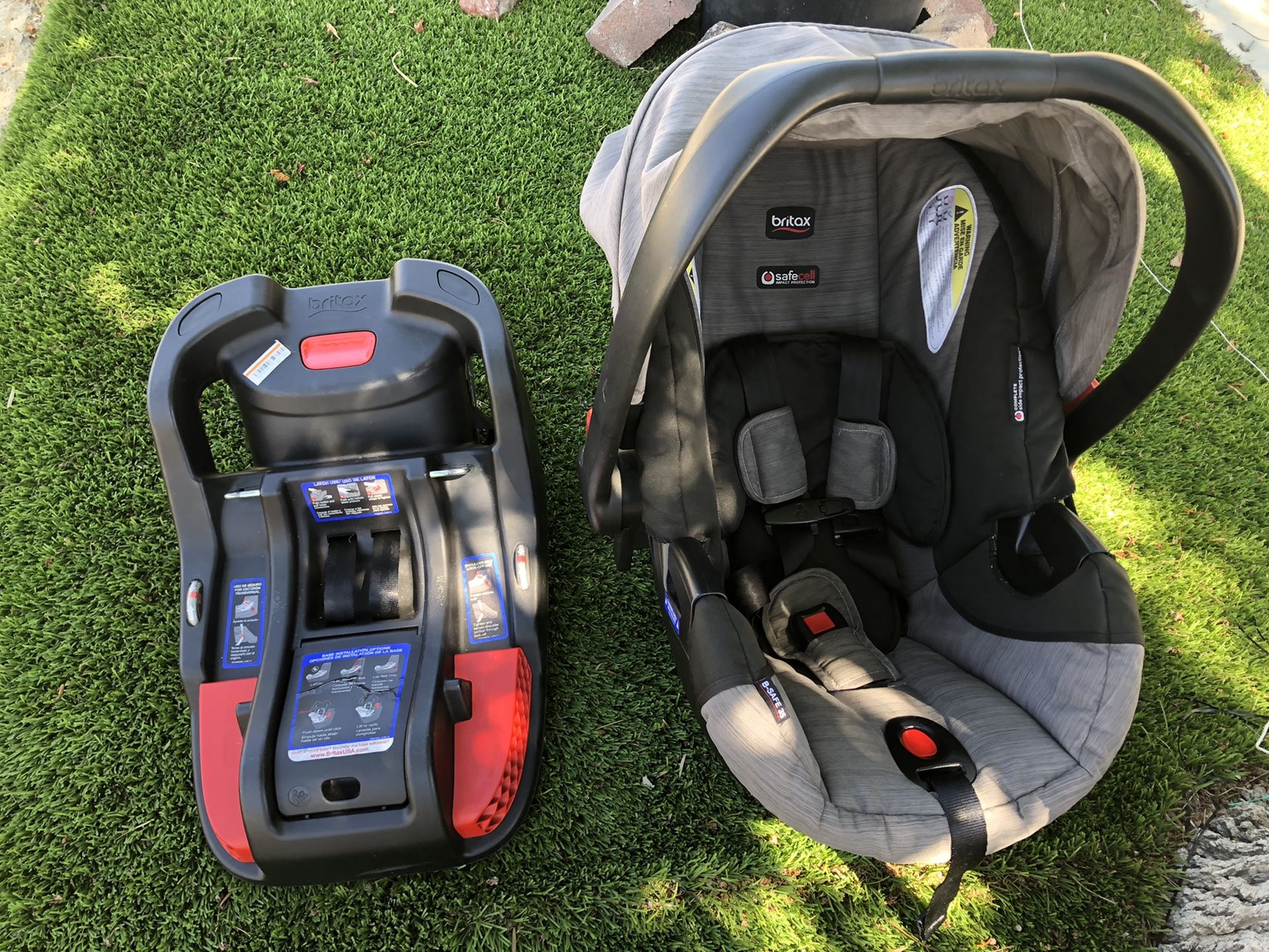 stroller caddy for double stroller Organizer Bob Duallie/Jeep Side by Side Double AlgoliaUpdate Designed to complement your Cool Flow Britax Pinnacle Color:Matte Silver/Black Padding w/Black Accents (LAST ONE)