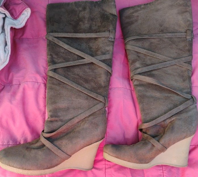 Wedge Boots 