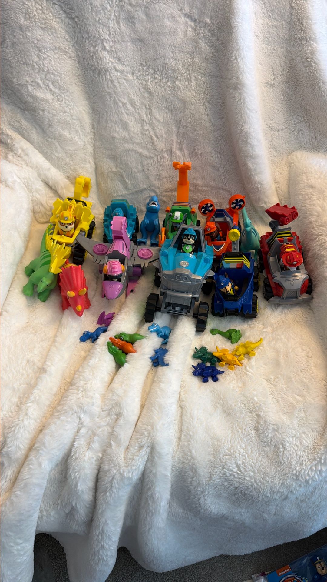 Paw Patrol Dino Rescue Team