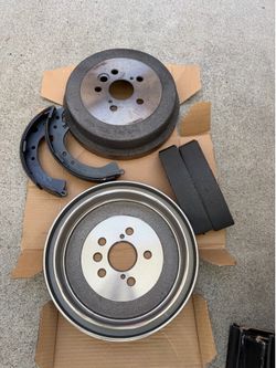 Toyota Camry rear drum brakes and shoes $250