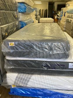 Twin memory foam mattress with boxspring!