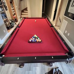 Pool Table With Movers