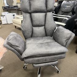 Patbrela Large Tall Office Chair, Plush Cloud-Shaped Swivel Desk Chair with 6-Level Adjustable Armrests, Ergonomic Executive Home Chair for Work, Gami