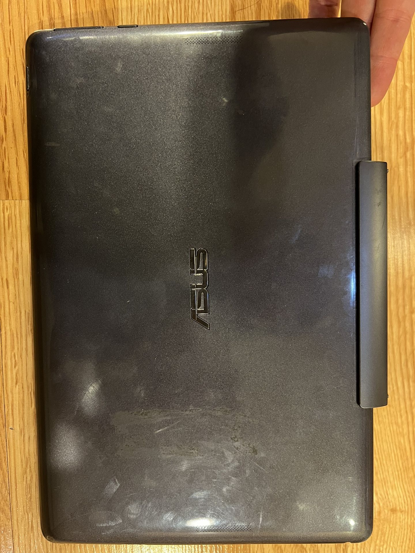 Asus
