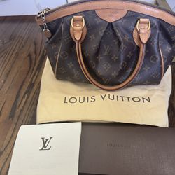 Louis Vuitton Authentic 