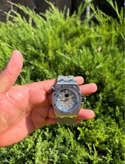 Rubber band men’s Watch