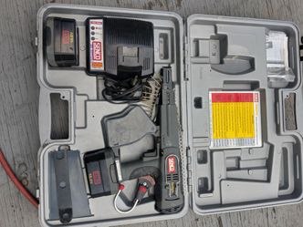 Senco 18V Cordless Screw Gun Kit