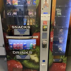 Seaga HY900 combo vending machine