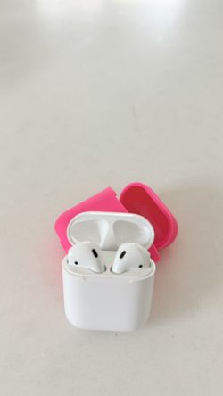 Apple Headphones With Case