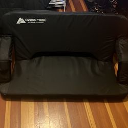 Camping couch / tailgating couch