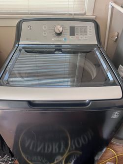 GE Washer & Dryer Set – Clean, Tested & Working Great