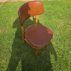 A Set Of 4 Or 8 Real Wood Antique Chairs 