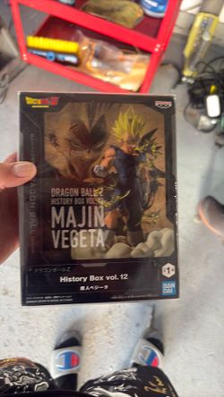Majin vegeta  history box figure