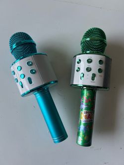 Set of 2 Wireless Bluetooth Microphones - Blue and Dinosaur Green