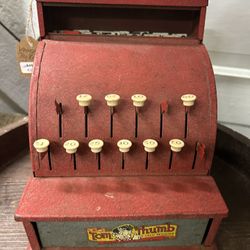 Cute Vintage 7” Metal Tom Thumb Toy Register