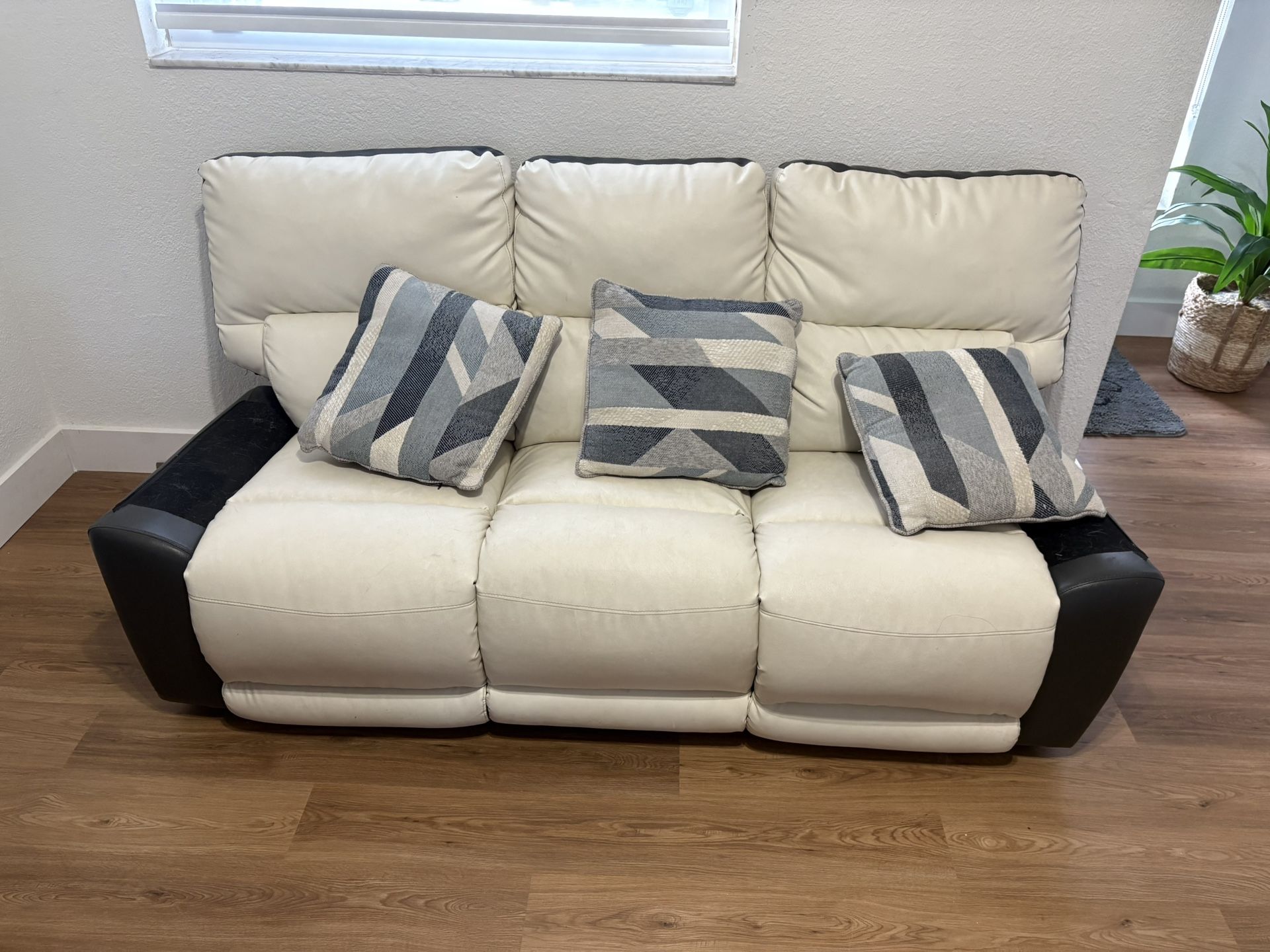 Black And White Leather Couch