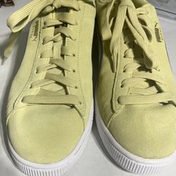 Men Suede Pumas Sz 11