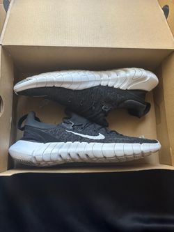 Nike runner shoes