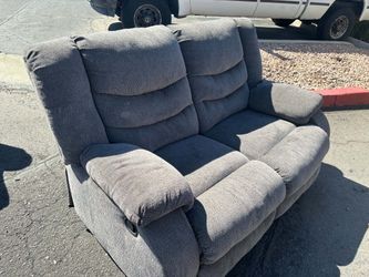 Couch recliners