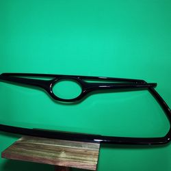 Toyota Highlander Grill Bumber Trim