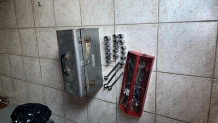 Caja De Herramienta De Metal