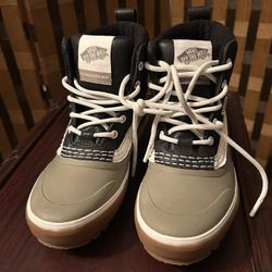 Men Vans.