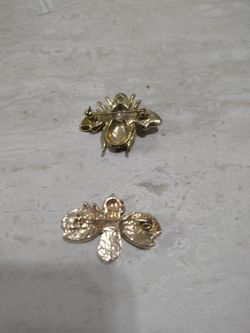 Gold-Tone Insect bee brooches