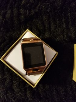 Beautiful New Smart Watch Rose Gold