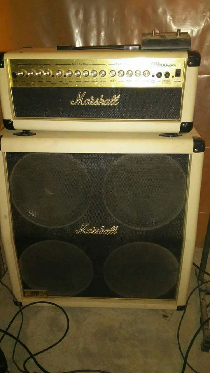 Marshall MG100hdfx Half Stack Rare White