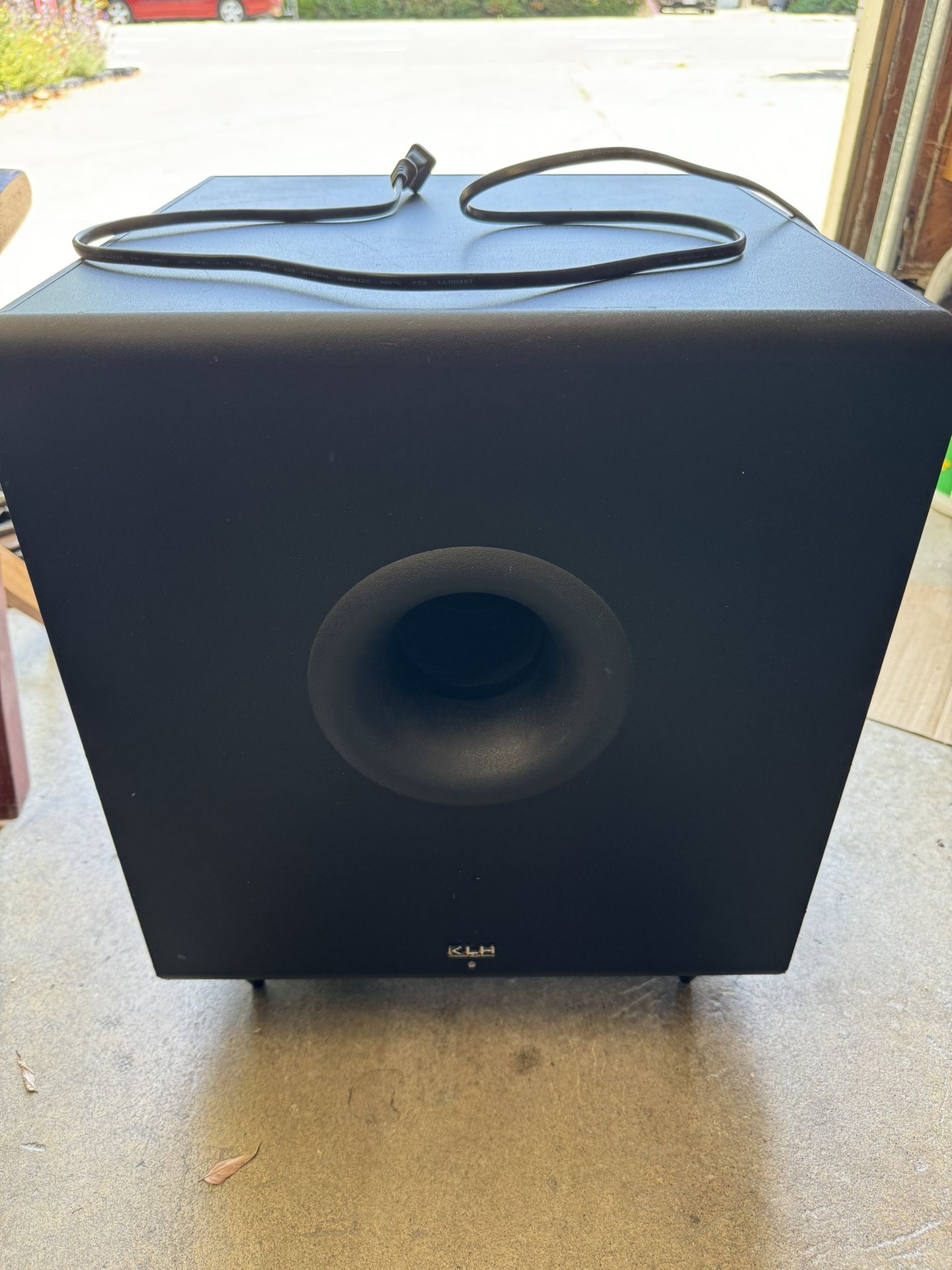 KLH E-12DB Subwoofer- Normal Use