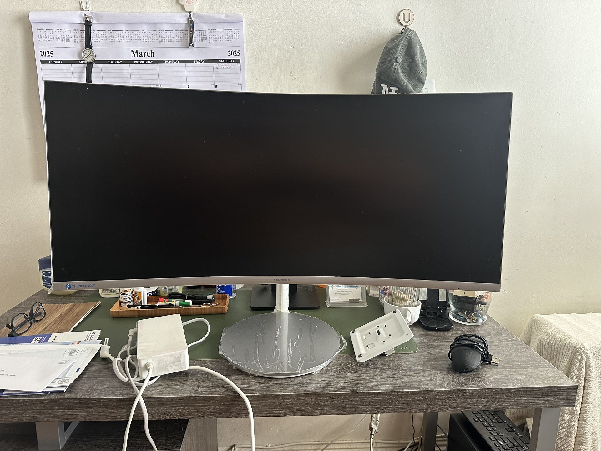 Samsung C34J791 34-inch QHD Ultrawide Curved Monitor