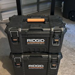 (Brand new) Rigid 2.0 Pro-Gear All Terrain Rolling Tool Cart (2 Stack)