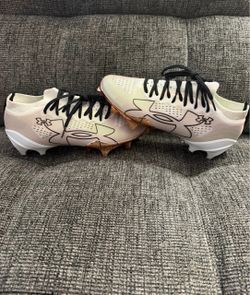 Under Armour Blur Pro football cleats