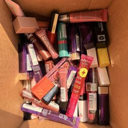 Whole Sale Makeup $3 A Piece Makeup, Lipgloss, Concealer, Highlighter, Powders, Foundations Etc. 
