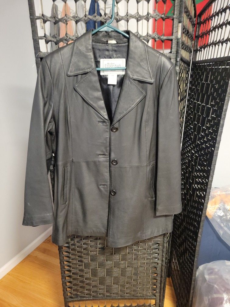 Ladies Leather Jacket