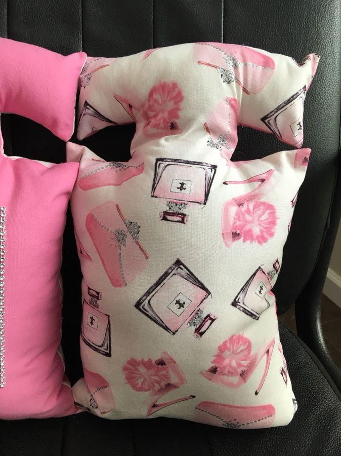Pink Chanel pillows handmade new for Sale in Tracy, CA - OfferUp
