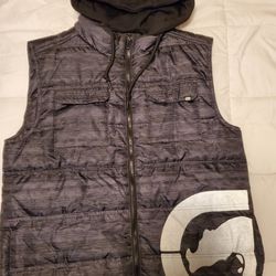 ECKO UNLIMITED HOODED PUFFER VEST 