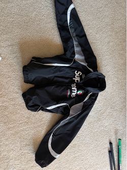 supreme vs umbro jacket