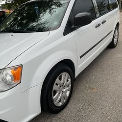 2014 Dodge Caravan/Grand Caravan
