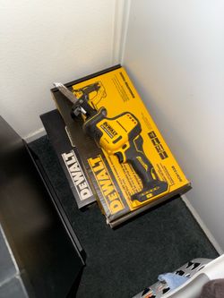 Dewalt HACKSAW, ROTARY HAMMER, AIR COMPRESSOR, JOIST DRILL(NEW/HAS WEBS ON THEM