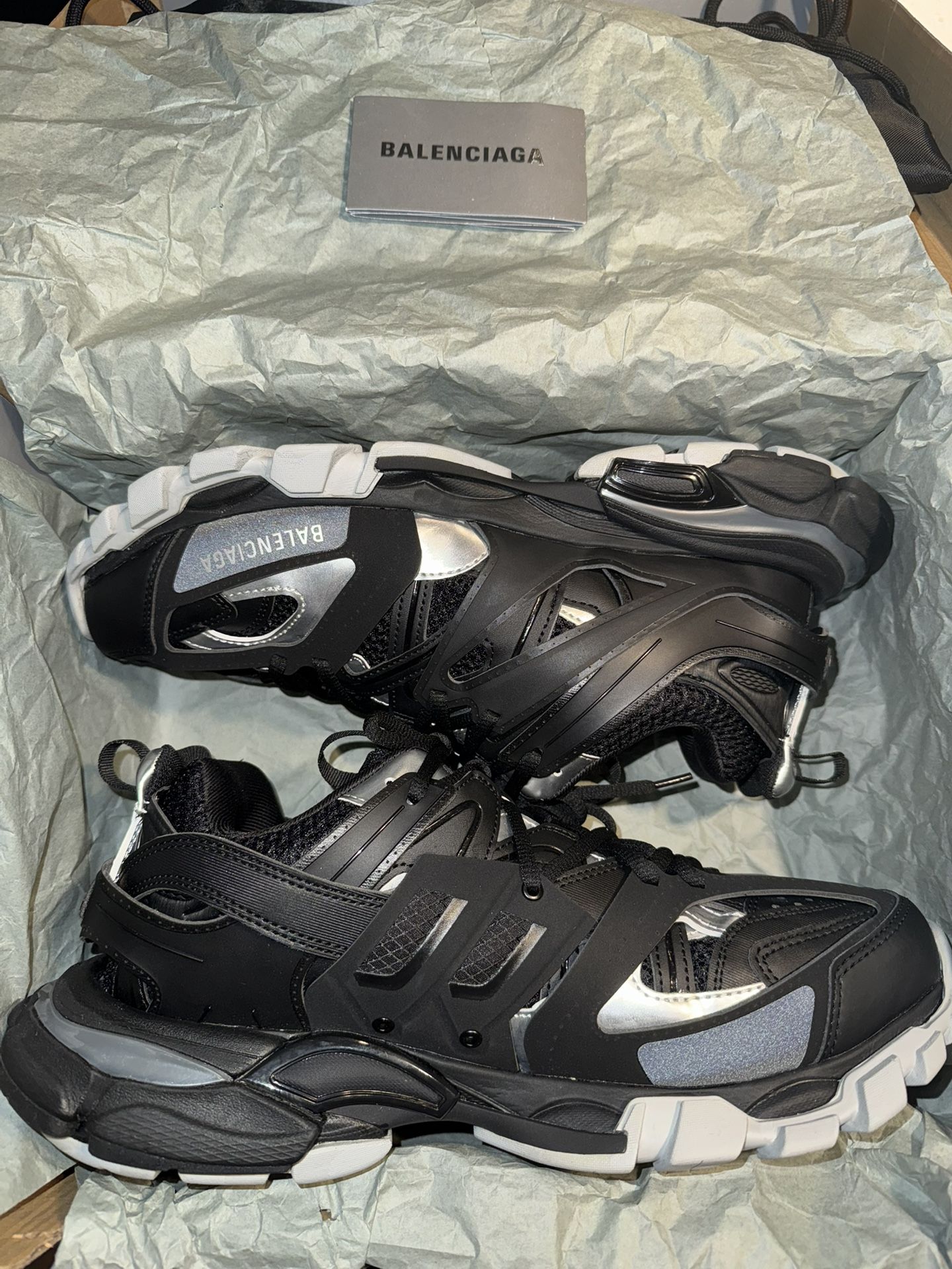 Track Balenciaga Size 43