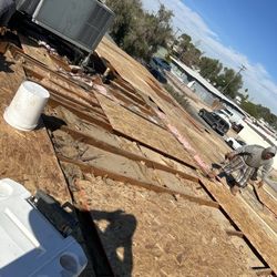 Shingles Y Mas Contactanos