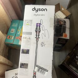 Dyson Digital Slim 250$