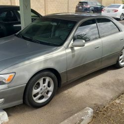 2000 Lexus ES 300