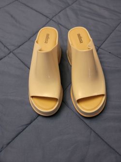 Brand New Ladies Slides Size 7 by Melissa