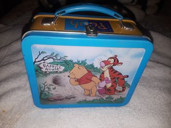 Winnie the Pooh Hallmark lunch box