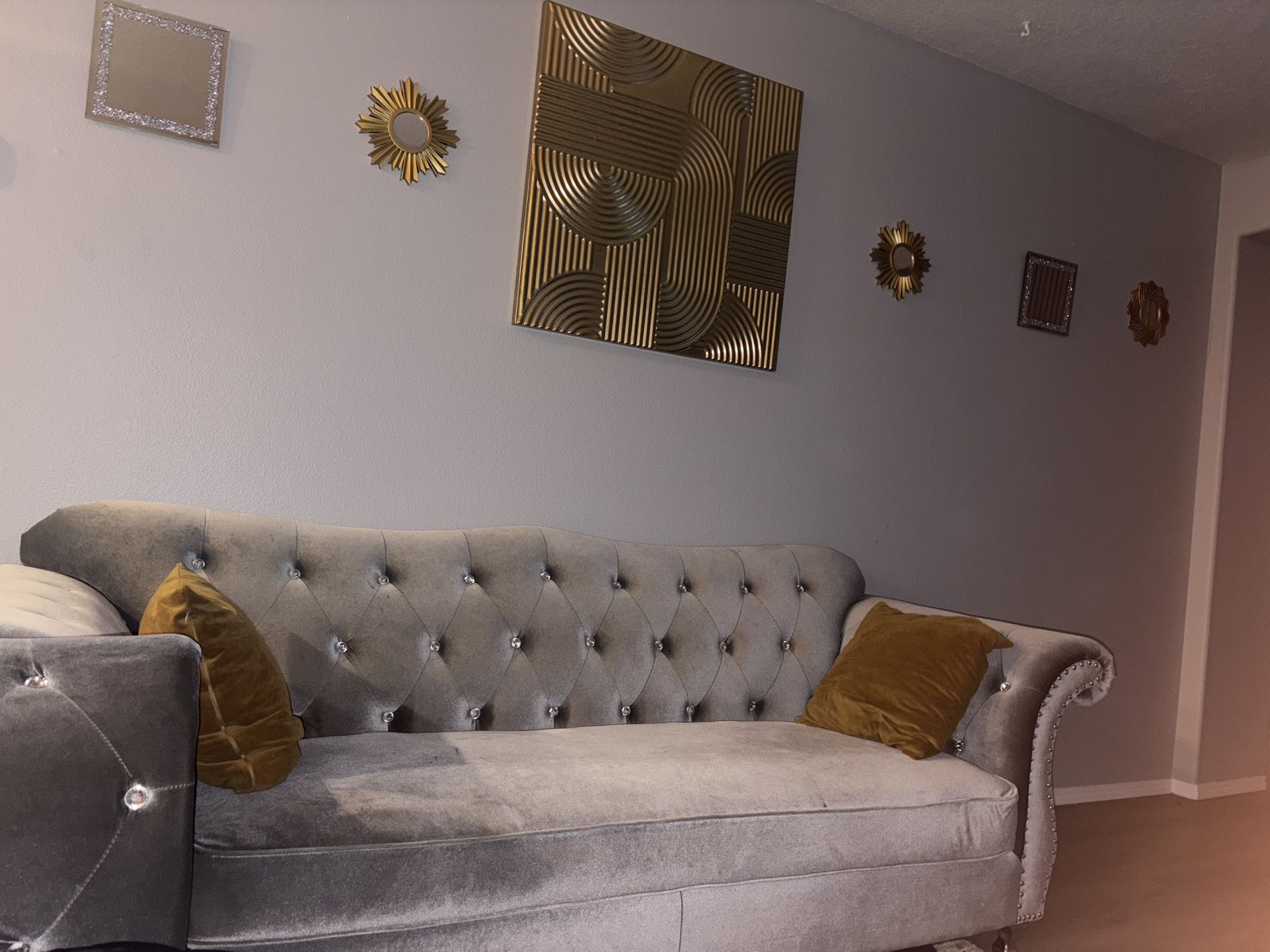 Grey Diamond Tufted 