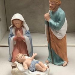 Homco Nativity Set with Baby Jesus, Mary and Joseph porcelain figurines