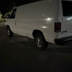 Vendo Ford Ecoline 250 O Cambio Por Mini Cargo
