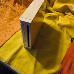 Special Nintendo wii being sold as is read full description
